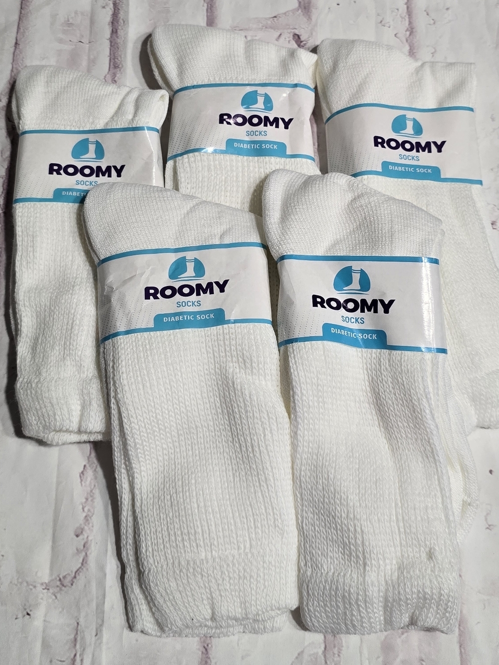 Roomy White Diabetic Casual Crew Socks - 5 Pack, Size 10-13